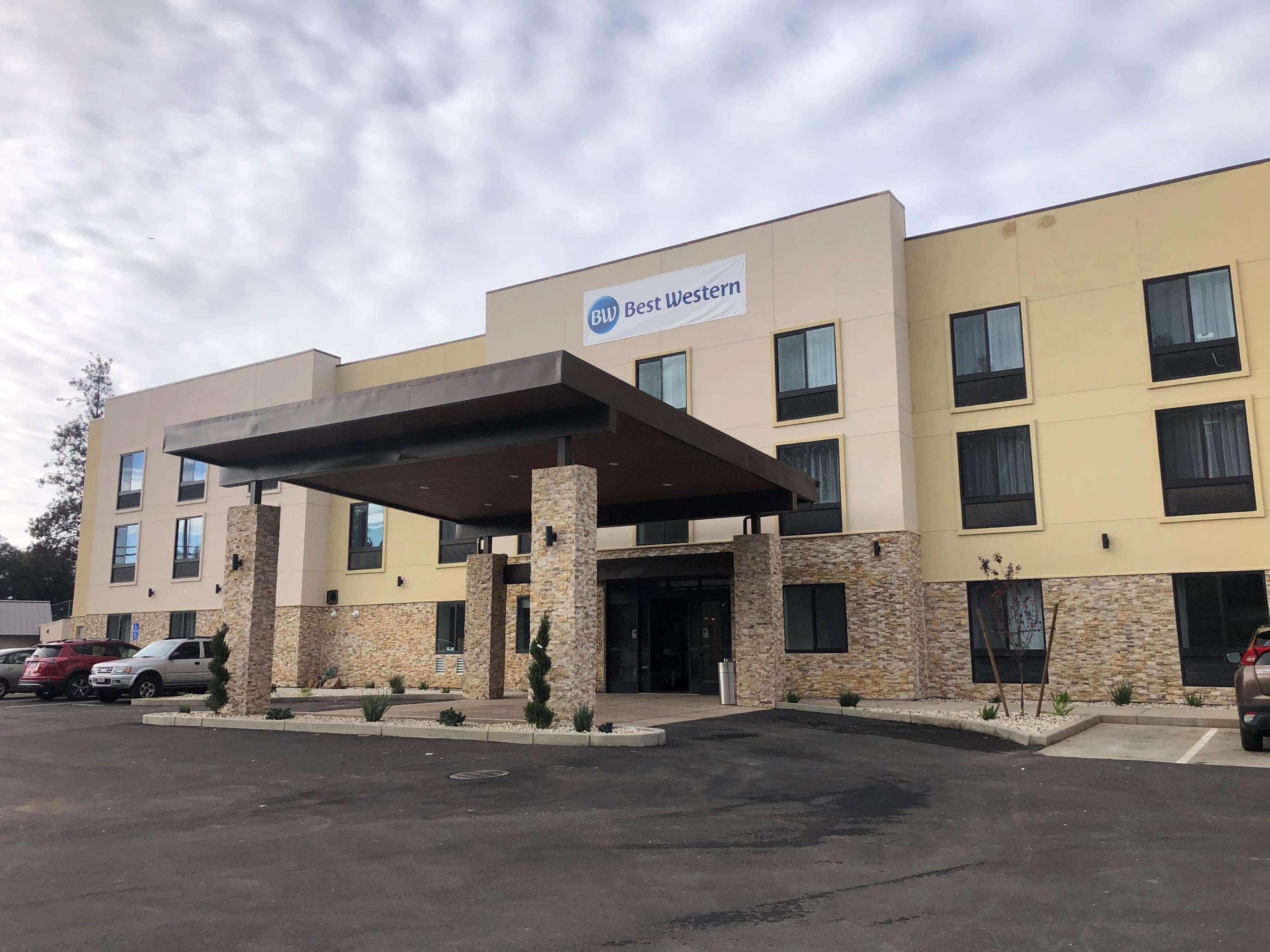 Best Western 科尔法克斯 外观 照片